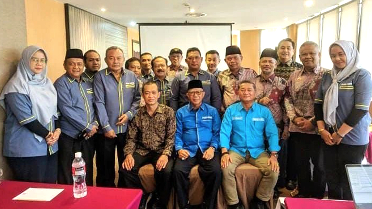 #Bakesbangpol Kepri Menghadiri Rapat Forum Kerukunan Umat Beragama (FKUB) (5)