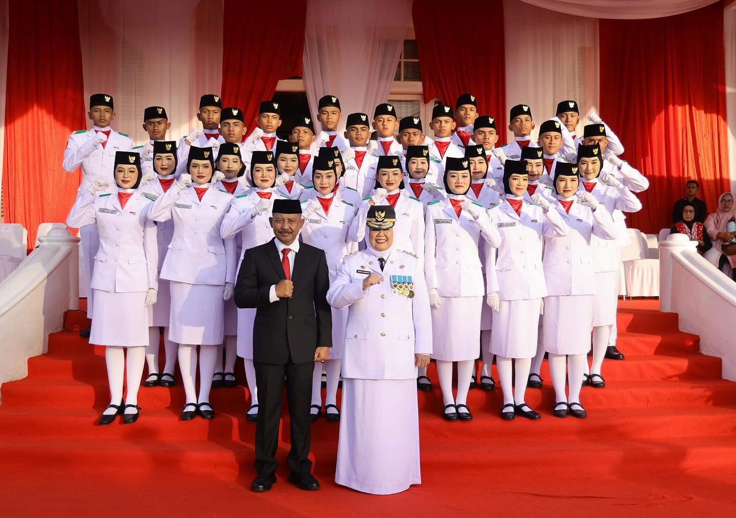 Upacara Penurunan Bendera (1)