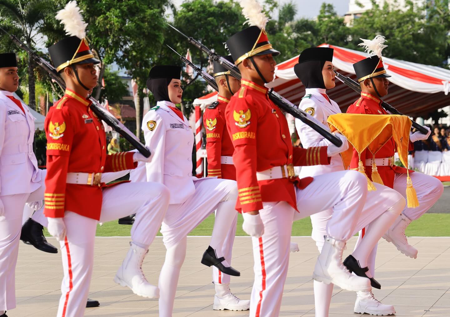 Upacara Penurunan Bendera (5)