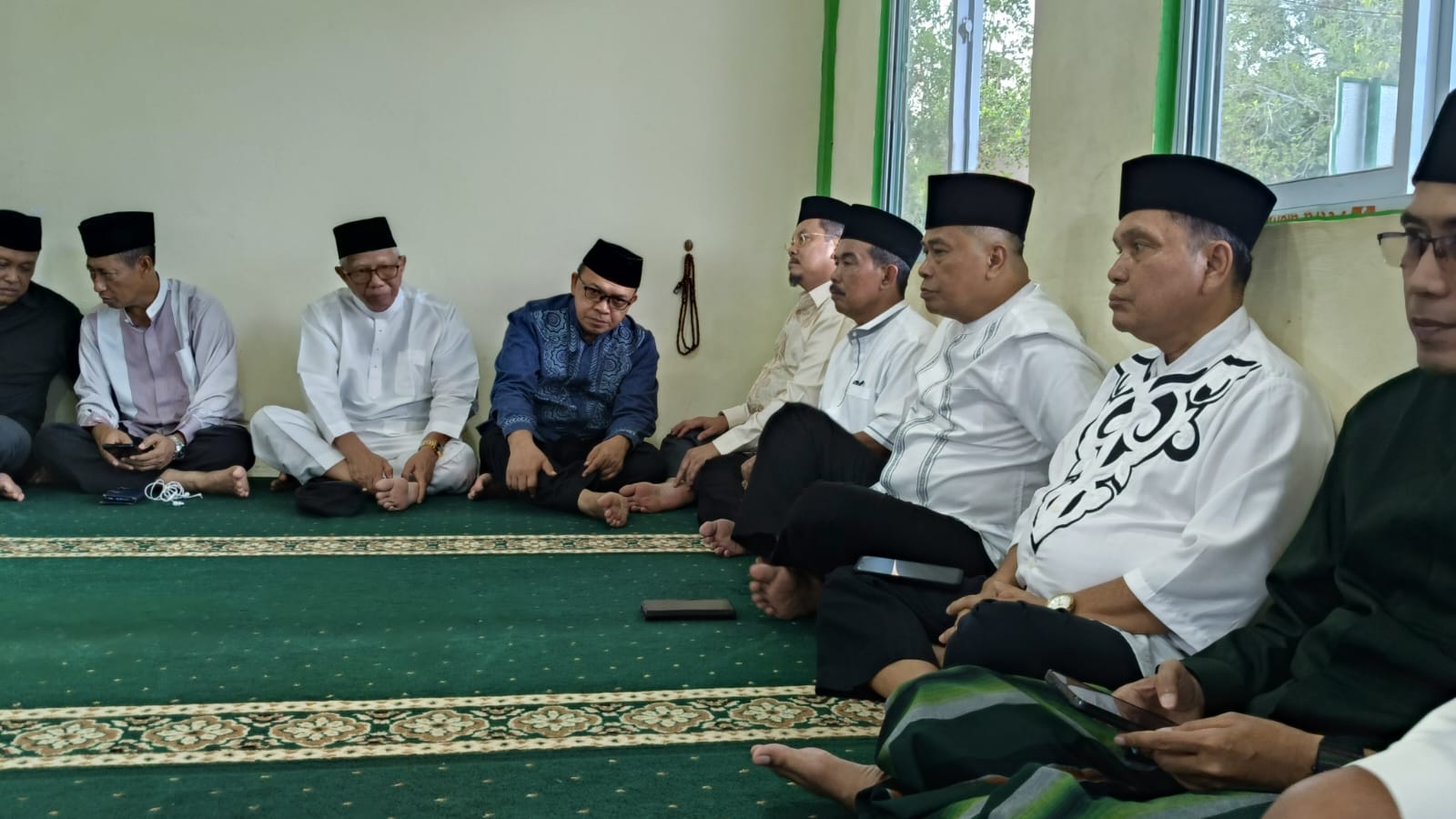 Kepala Badan Kesbangpol saat menghadiri Safari Ramadhan Malam ke-13 Gubernur Kepulauan Riau.