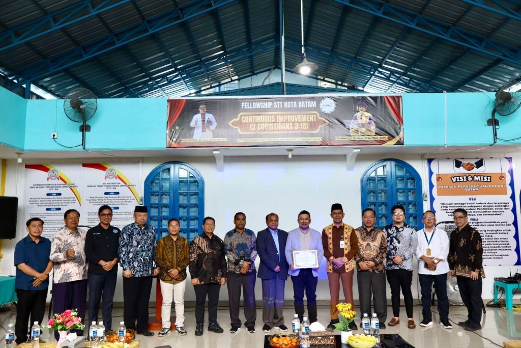 Bakesbangpol Kepri Hadiri Kegiatan Fellowship yang Diselenggarakan Perhimpunan Antar Sekolah Tinggi Teologi Batam