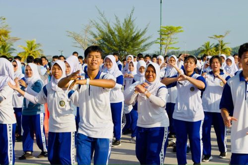 Ribuan Pelajar Dekalarasi Pelajar Anti Narkoba bersama Badan Kesbangpol Kepri